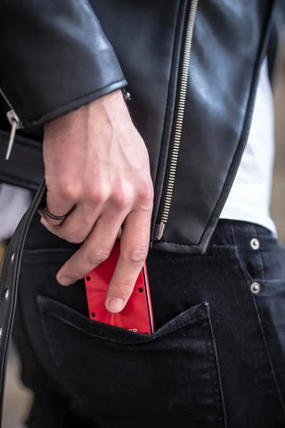 WRENCER CARD HOLDER